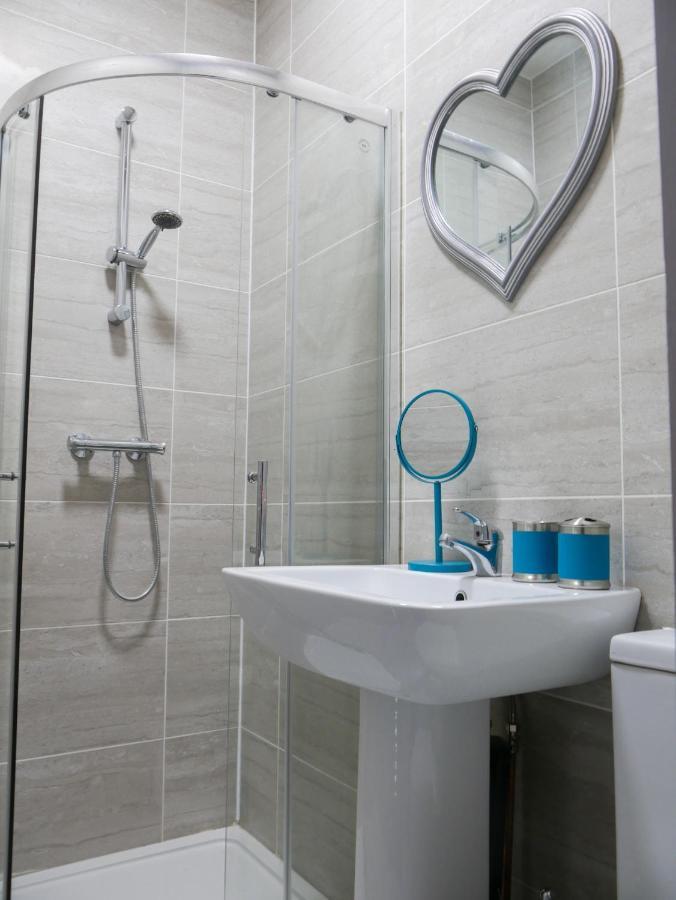 Luxury Apartments Liverpool City Center Esterno foto